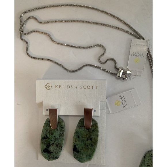 KENDRA SCOTT 'INEZ' AFRICAN TURQUOISE NECKLACE PENDANT POST EARRINGS SET NEW NWT - Picture 5 of 8